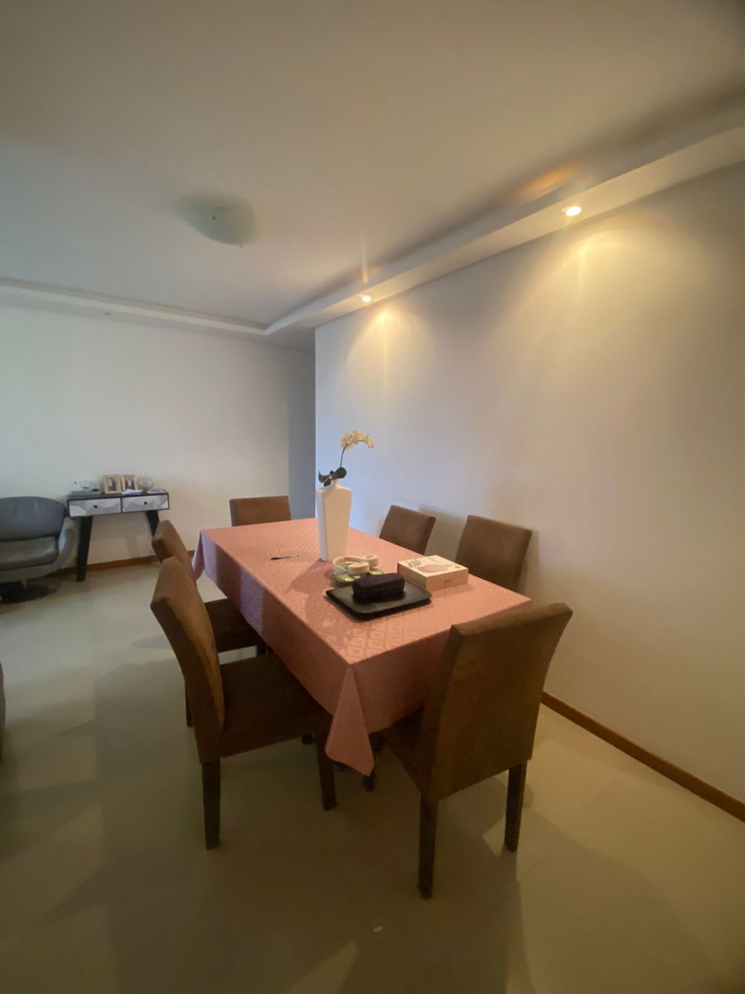 Apartamento à venda 3 quartos sendo 1 suíte, 2 vagas garagem coberta, dependência completa, Vog Candeias, Vitória da Conquista, Ba. - foto 4