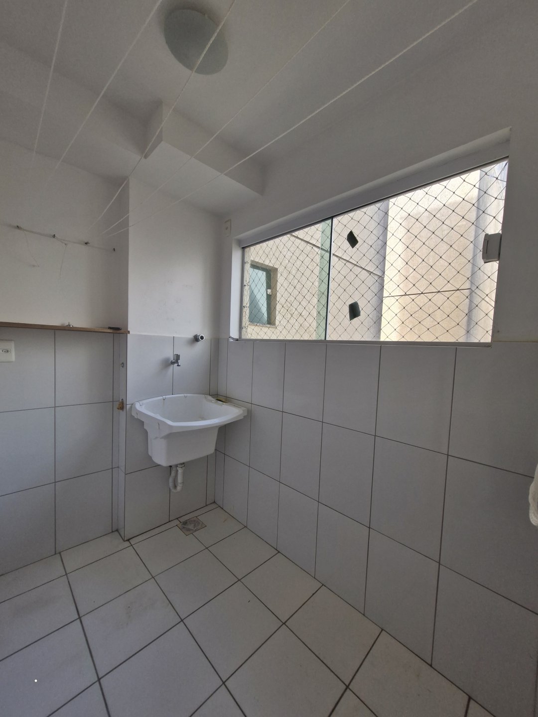 Apartamento 2/4 sendo uma suíte à venda no Bairro Boa Vista - foto 4