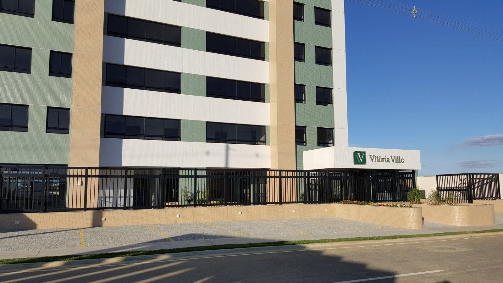 Apartamento com 3/4 sendo 1 suíte reversível para 4/4 2 vagas de garagem na Av. J Pedral próximo ao Boulevard Shopping. Boa Vista - Vitória da Co - foto 5