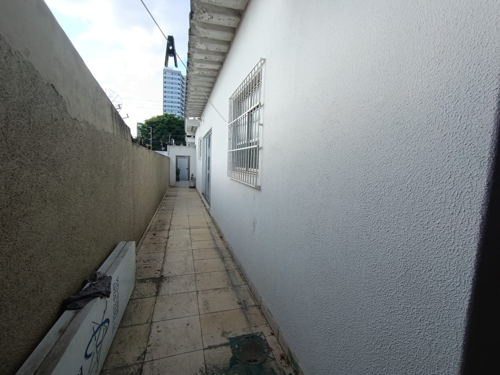 Casa comercial para alugar no B. Recreio em ótima localização, 3 quartos sendo 1 suite, 2 salas com bastante espaço. - foto 5