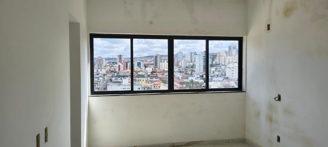 Apartamento à Venda no Bairro Candeias, com 140 m², 3 Suítes, 2 vagas de garagem,  11º Andar, em Vitória da Conquista, Ba. - foto 3