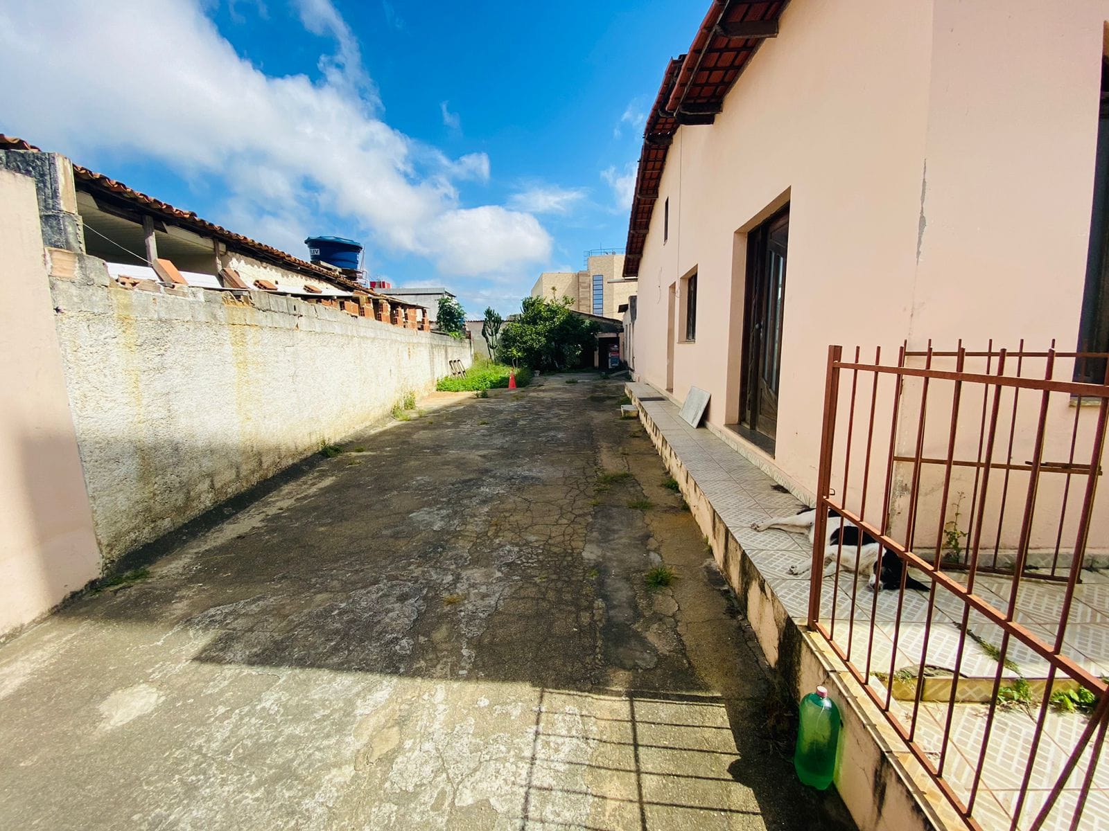 Casa à venda, com 408M² de terreno na área comercial do bairro Alto Maron, Vitória da Conquista, BA - foto 5