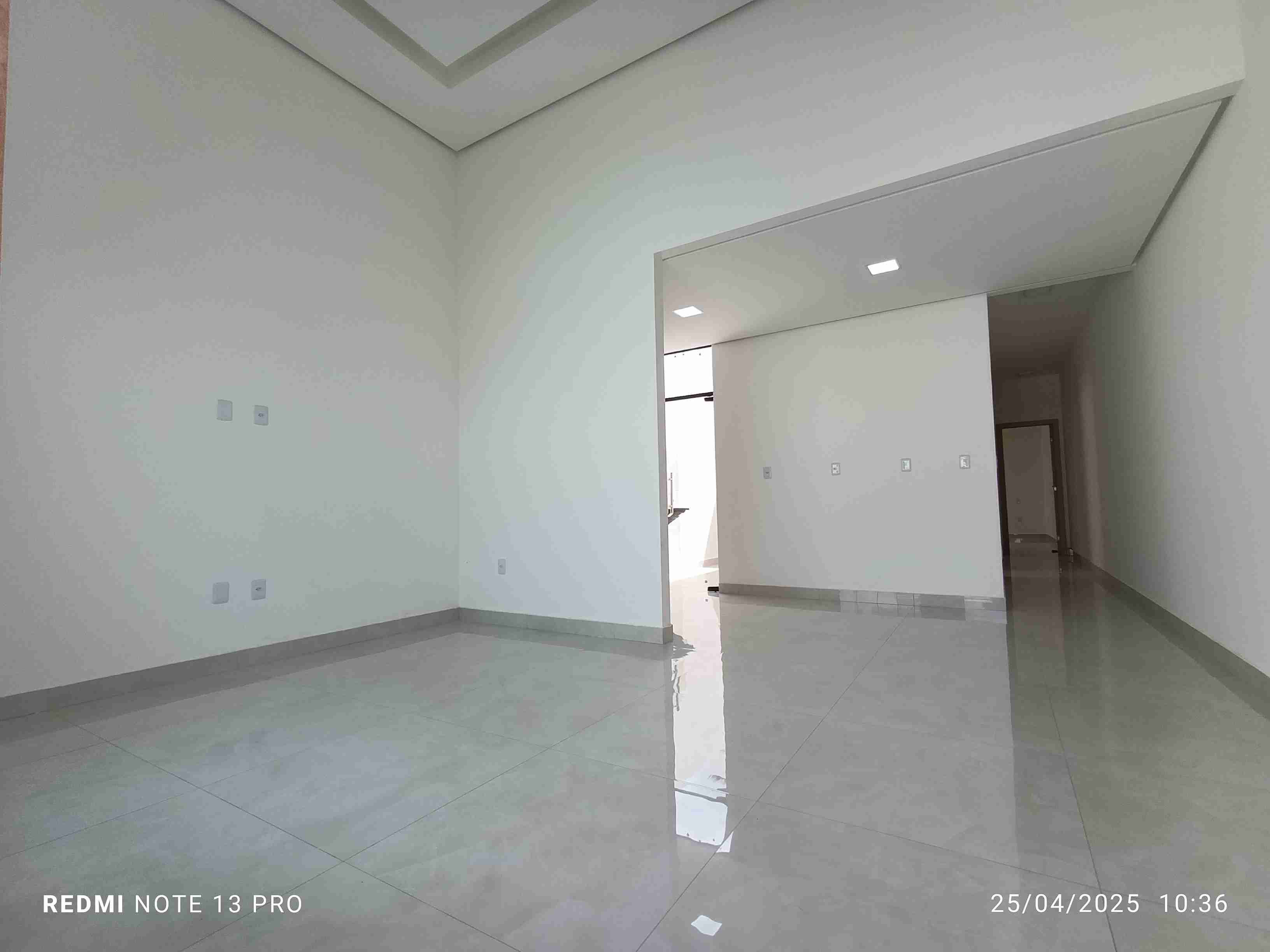 Linda casa nova  de 3 quartos sendo 1 suíte, garagem para 2 carros, acabamento de primeira à Venda, São Pedro, Vitória da Conquista, BA - foto 5
