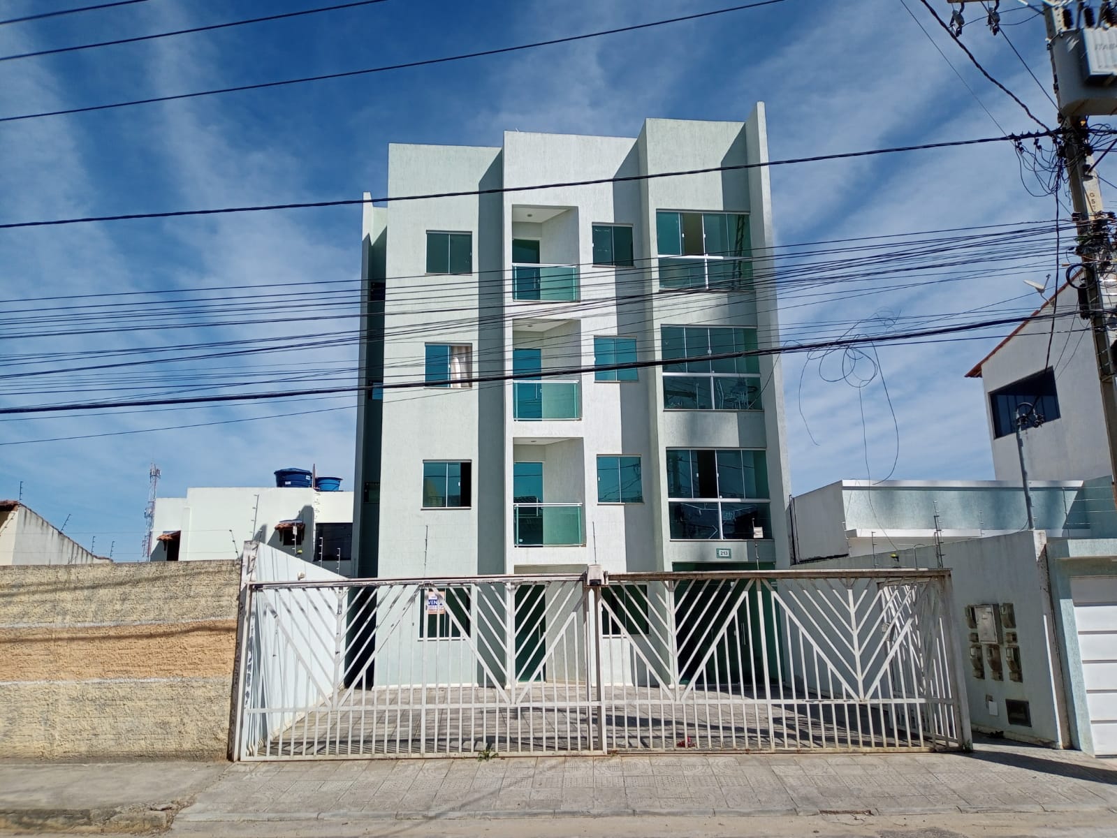 Apartamento térreo com quintal com 3/4 sendo 1 suíte a 50 mts do Shopping Conquista Sul em  Vitória da Conquista, BA - foto 5