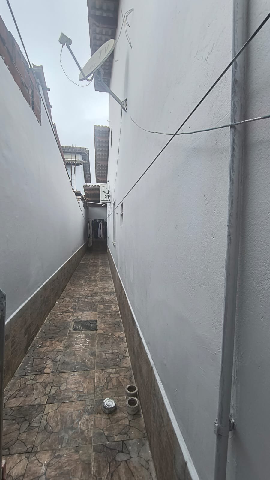 Casa de 4 quartos + ponto comercial no Bairro Boa Vista em Vitória da Conquista - foto 4