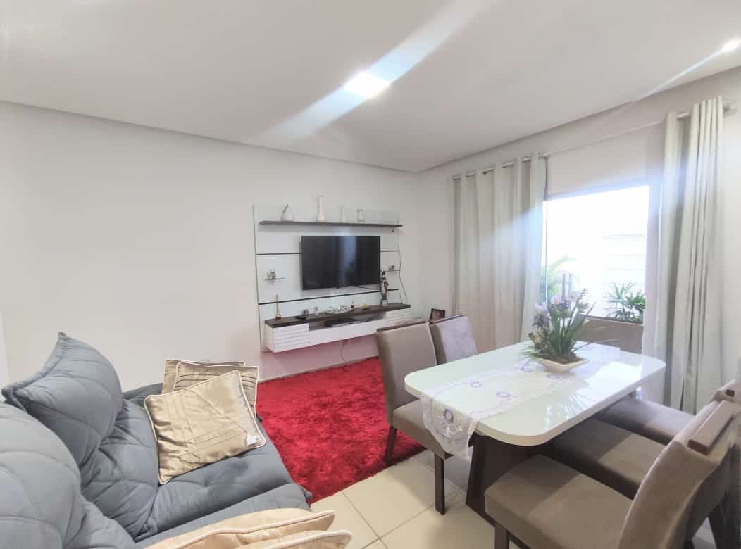 Casa acima do Candeias contendo  3  quartos  sendo 1 suíte próximo de tudo, bairro com infraestrutura, Vitória da Conquista, BA - foto 6