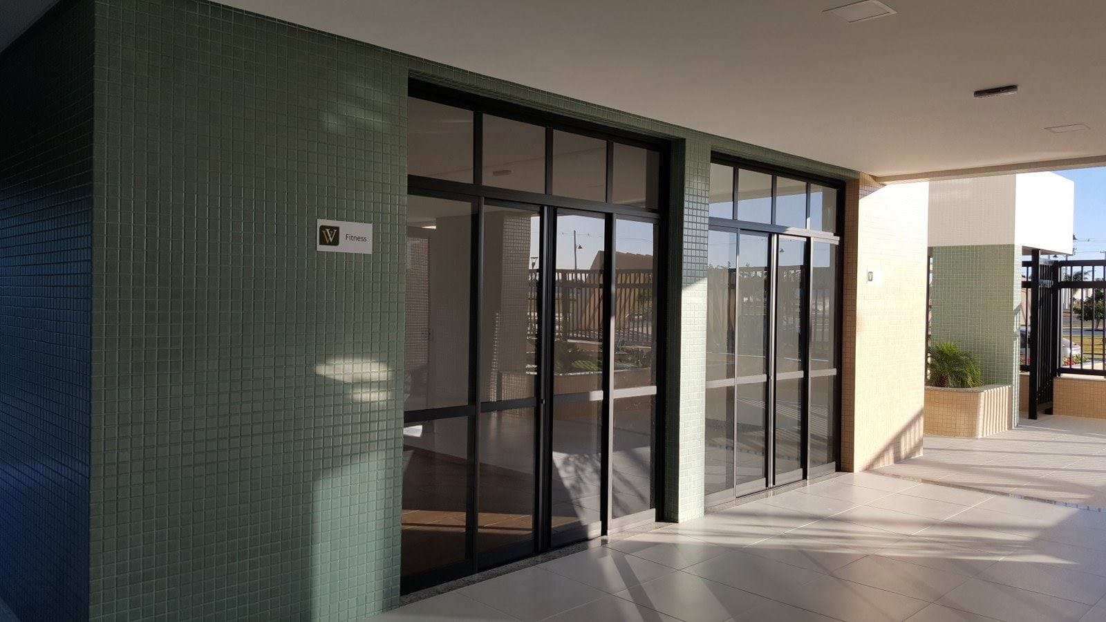 Apartamento com 3/4 sendo 1 suíte reversível para 4/4 2 vagas de garagem na Av. J Pedral próximo ao Boulevard Shopping. Boa Vista - Vitória da Co - foto 6