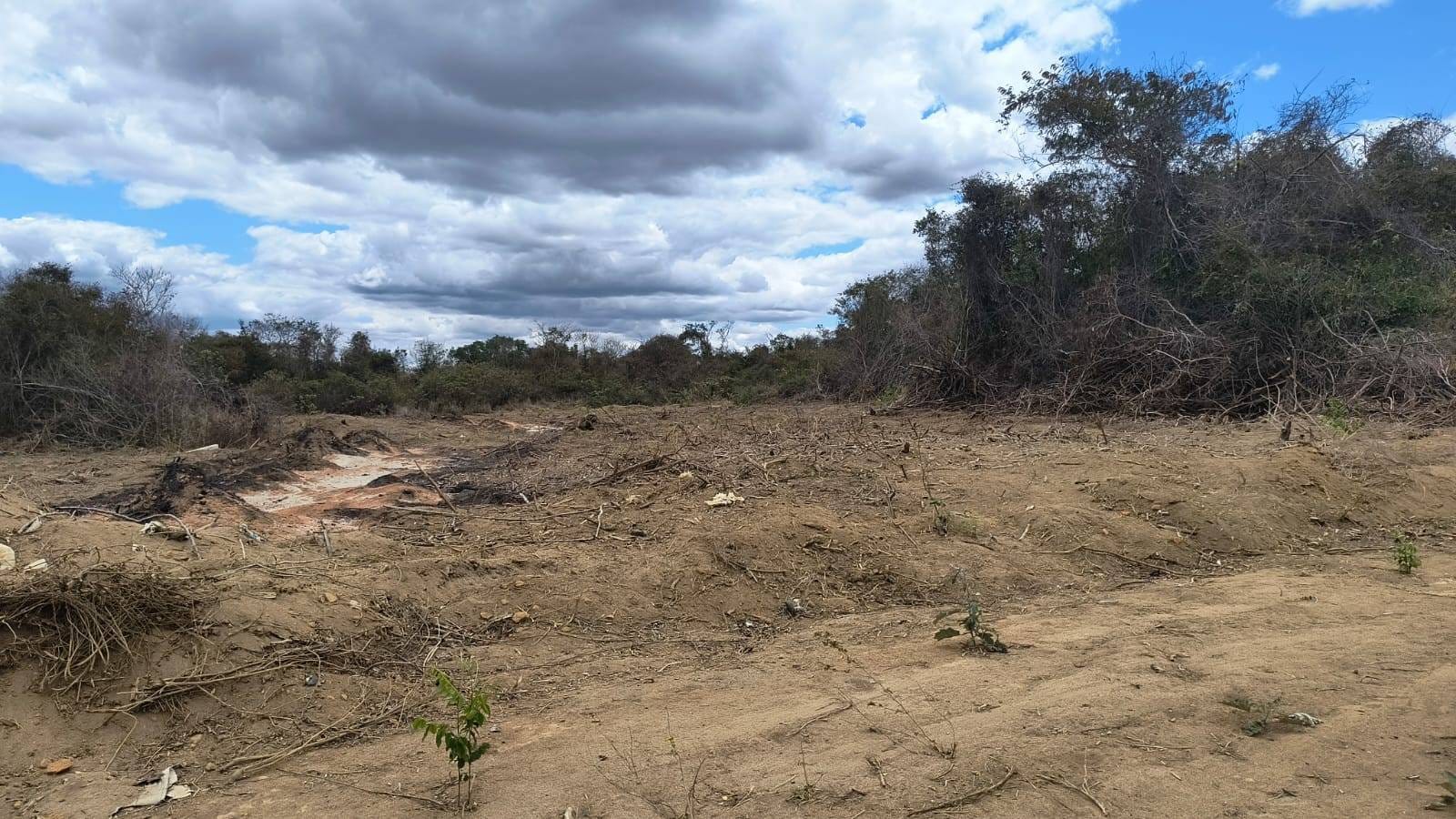 VENDO OU TROCO - Terreno de 360mts no Candeias - Lot. Alto da Universidade - foto 6
