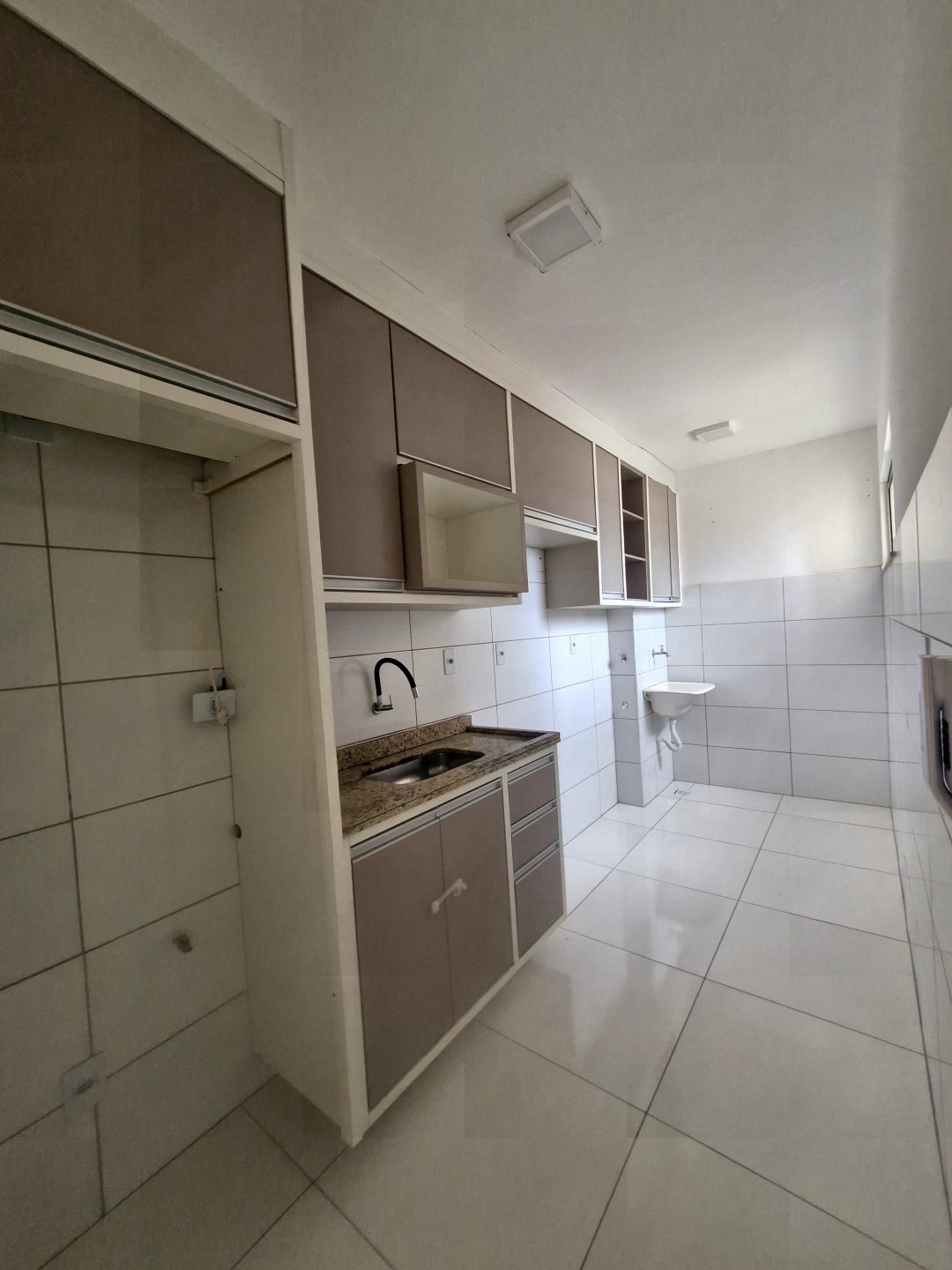 Apartamento 2/4 com planejados à Venda no Condomínio Candeias Premium - foto 5