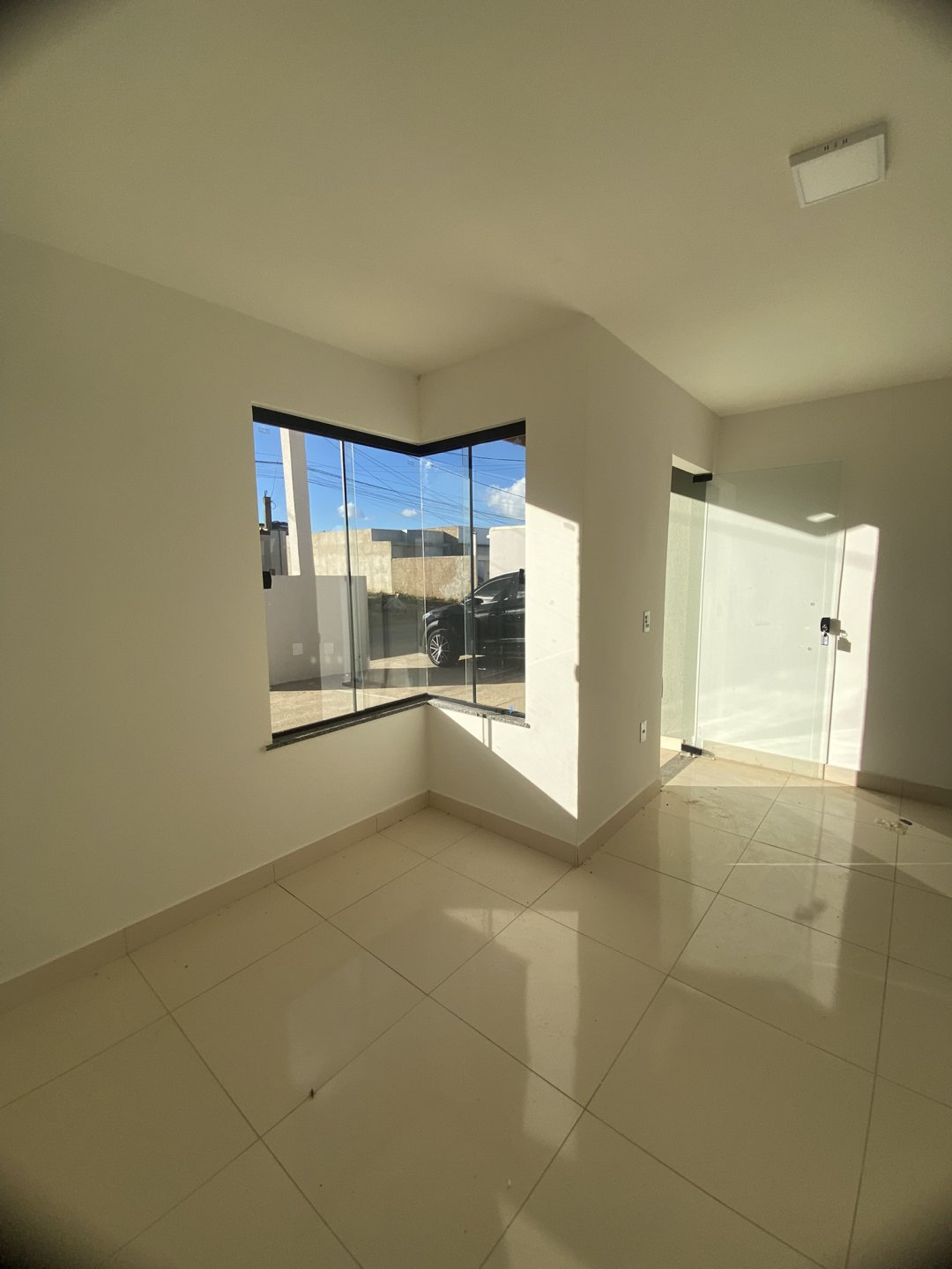 Casa 3/4 com suite, no Condomínio Terras Premium, em Vitória da Conquista - Bahia. - foto 5