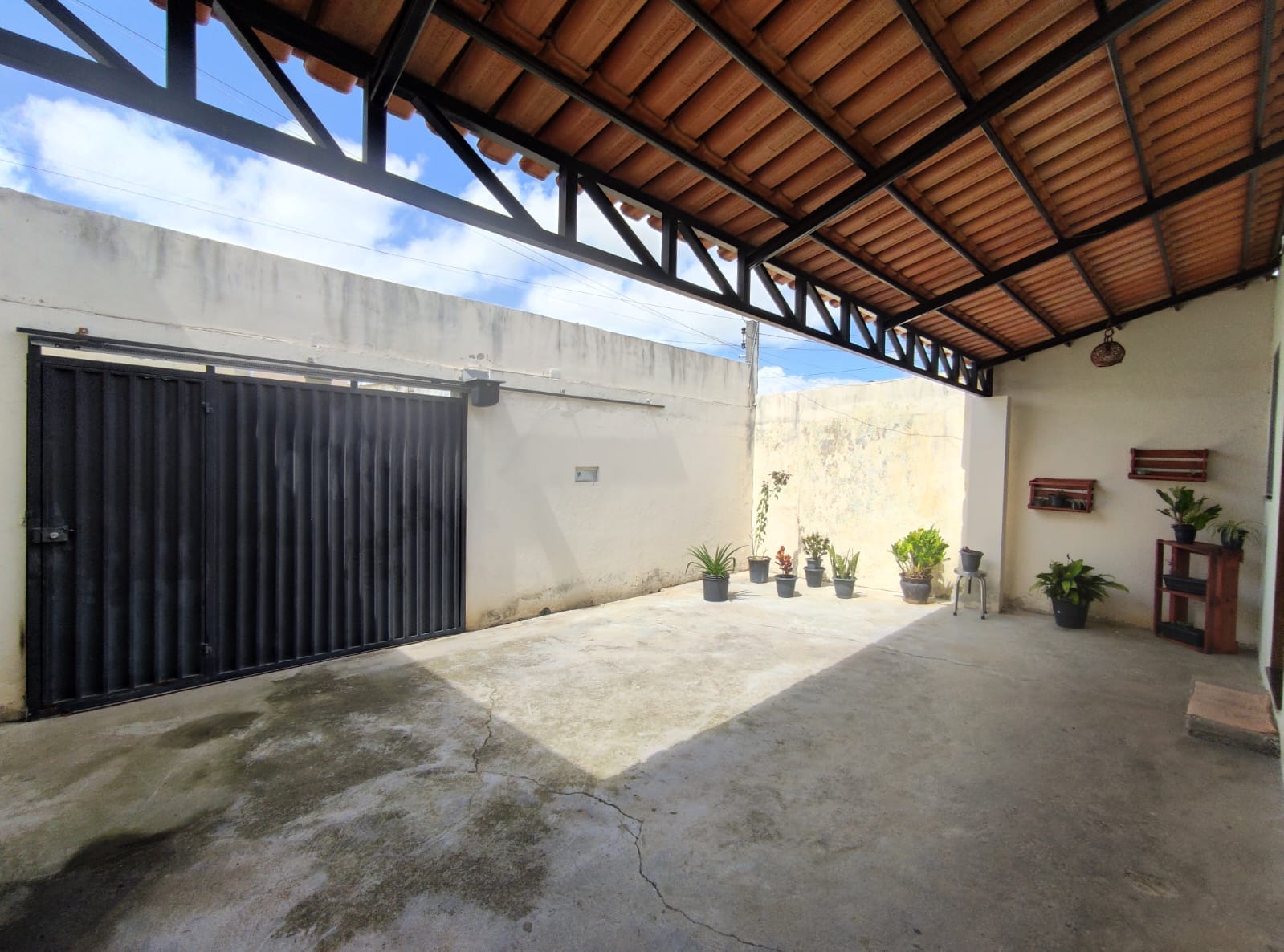 Casa solta de 3 quartos sendo 1  suíte em terreno de 193 m² no Alto Maron, Vitória da Conquista, BA - foto 6