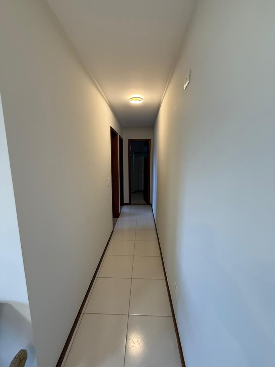 Apartamento com panejados de 2 dormitórios no último andar em B. Candeias em Vitória da Conquista - BA - foto 5