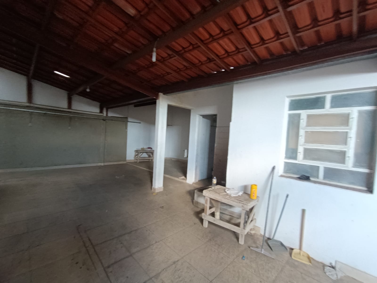 Casa comercial para alugar no B. Recreio em ótima localização, 3 quartos sendo 1 suite, 2 salas com bastante espaço. - foto 6