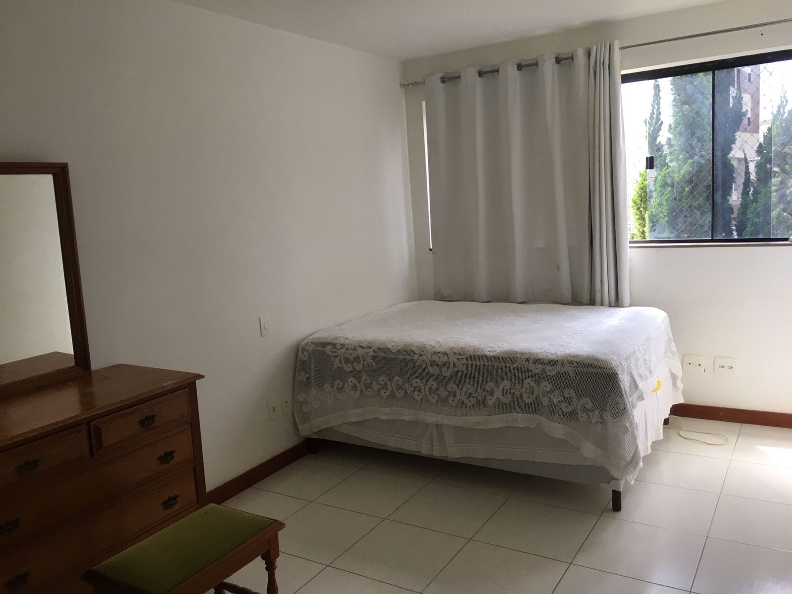 Vendo amplo apartamento de 3 quartos com 2 suítes, 3 vagas de garagem, 136M², área de lazer completa com piscina aquecida, próximo a Fainor no Ca - foto 7