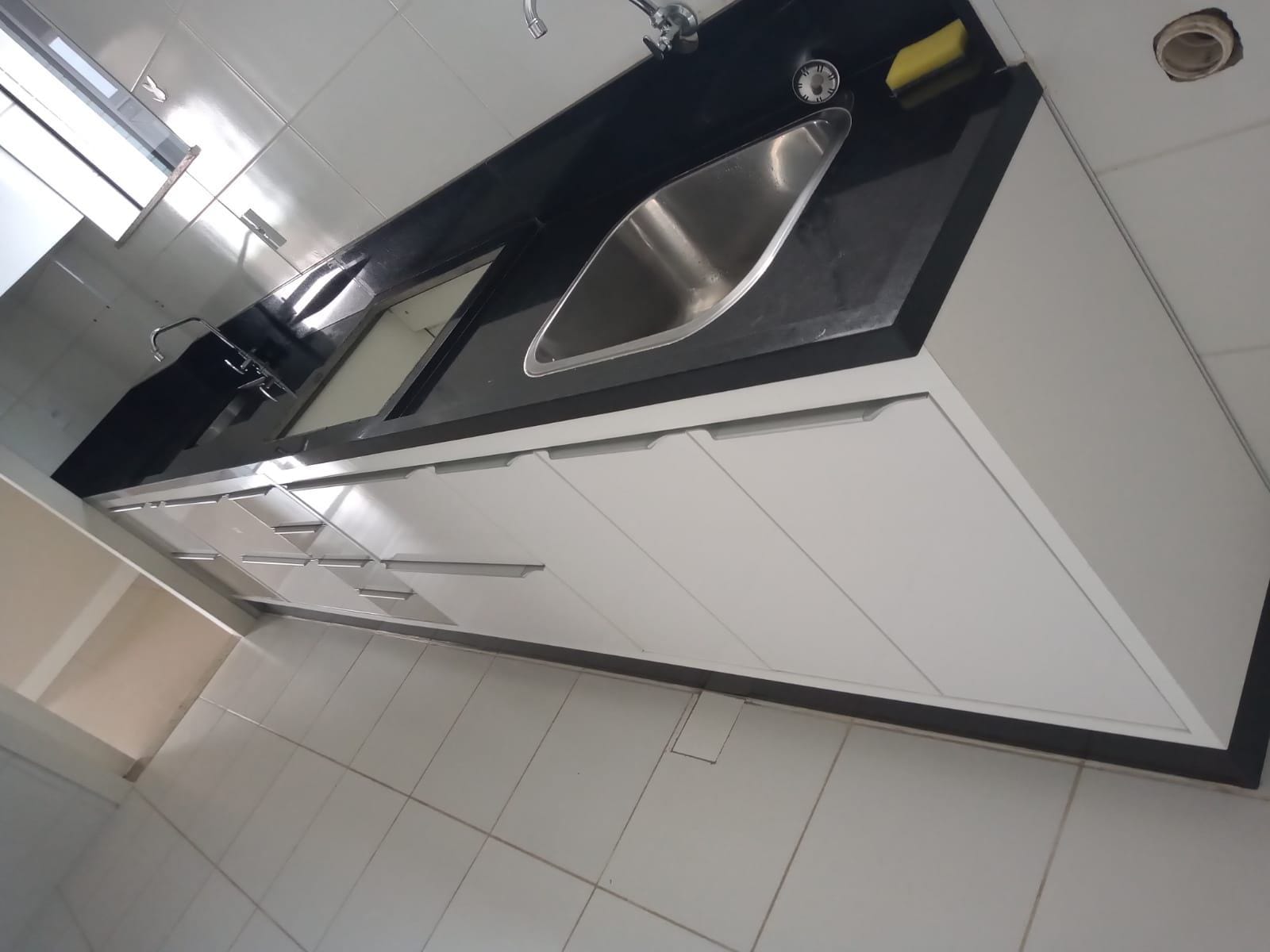 Apartamento alto padrão 3 quartos sendo 2 suítes, andar alto, 2 vagas de garagem à Venda, Candeias, Vitória da Conquista, BA - foto 7