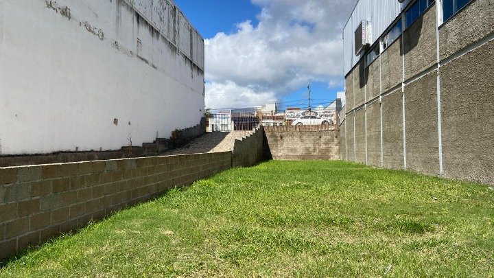 Galpão com 762 m² na Av. Juracy Magalhães, acesso por 2 ruas, Jurema, Vitória da Conquista -BA - foto 6