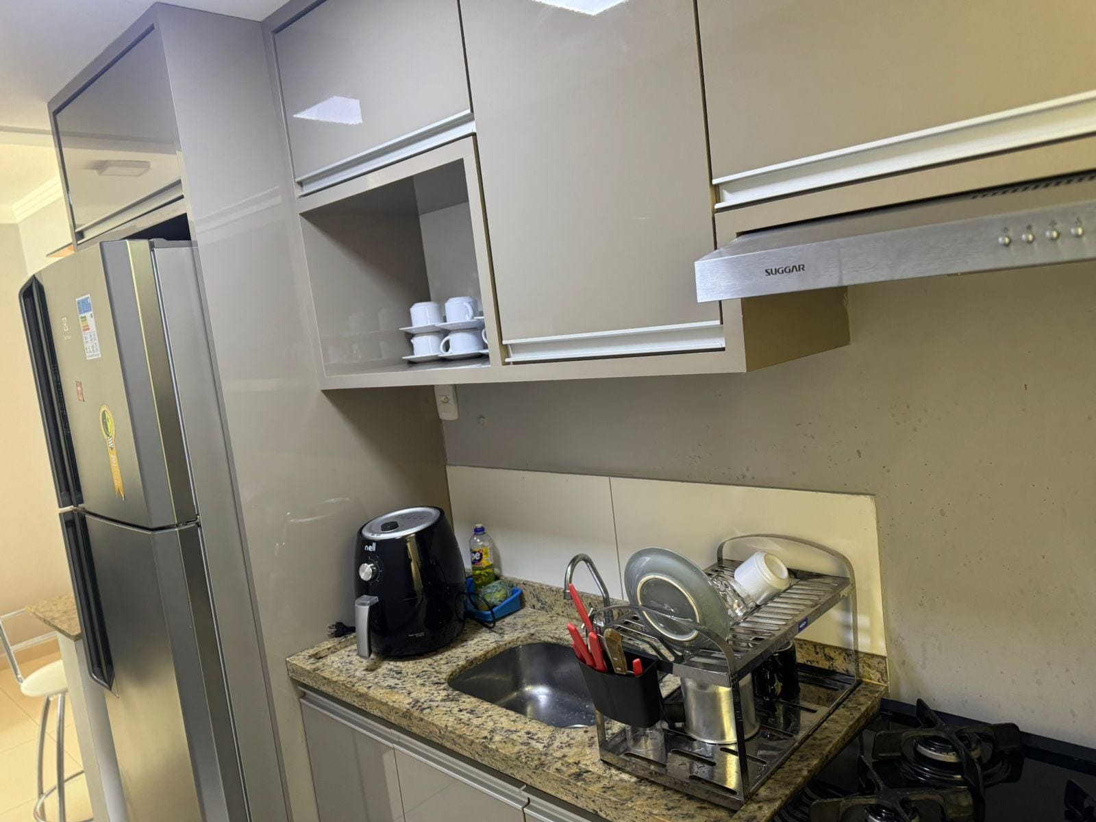 Apartamento completo, porteira fechada com móveis e Eletros andar alto de 2/4 em condomínio fechado com lazer completo , Boa Vista, Vitória da Co - foto 7