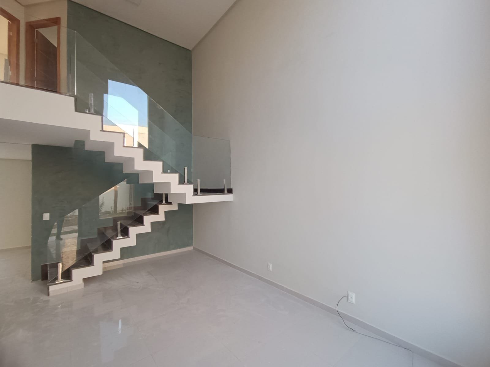Casa  duplex solta de 3 quartos sendo 2 suítes + piscina + espaço gourmet com churrasqueira à venda, Boa Vista, Vitória da Conquista, BA - foto 7