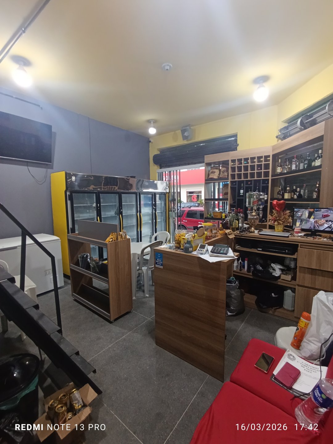 **Aluguel de Ponto Comercial de esquina com Mezanino na Av. Regis Pacheco no Centro – Vitória da Conquista - foto 6