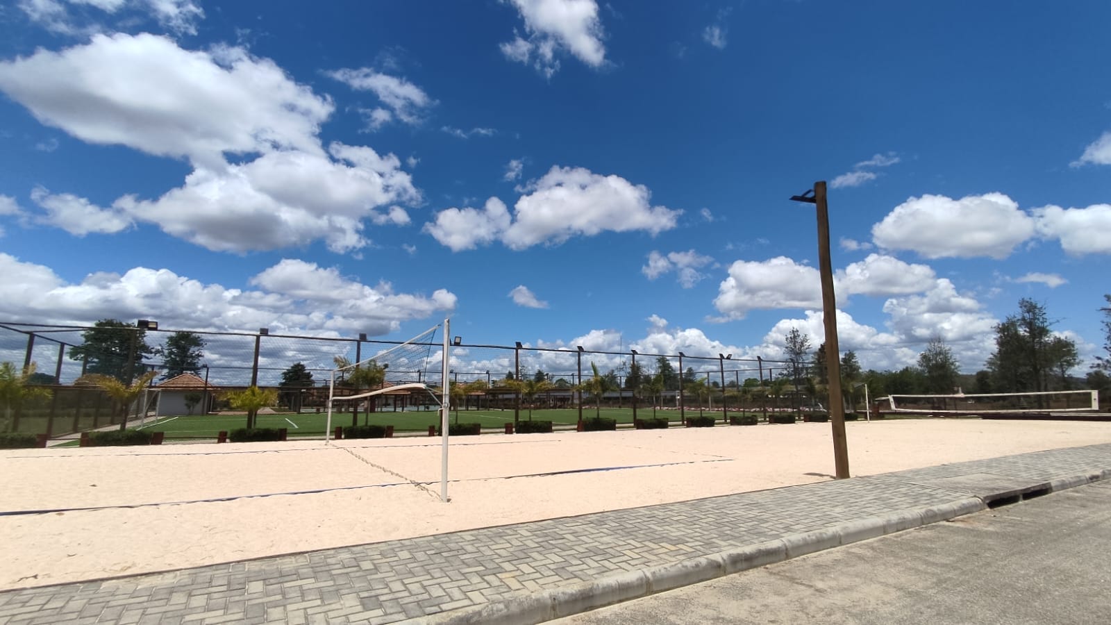 Oportunidade - Terreno de 800Mts no Haras Camping Club - foto 6