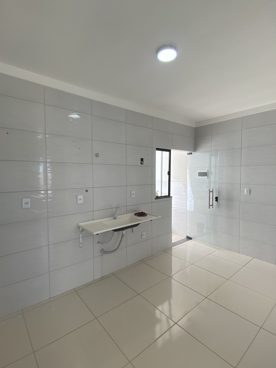 Casa 3 quartos sendo 1 suíte no Condomínio Terras Premium, perto do anel viário, saída para Anagé em Vitória da Conquista - Bahia. - foto 6
