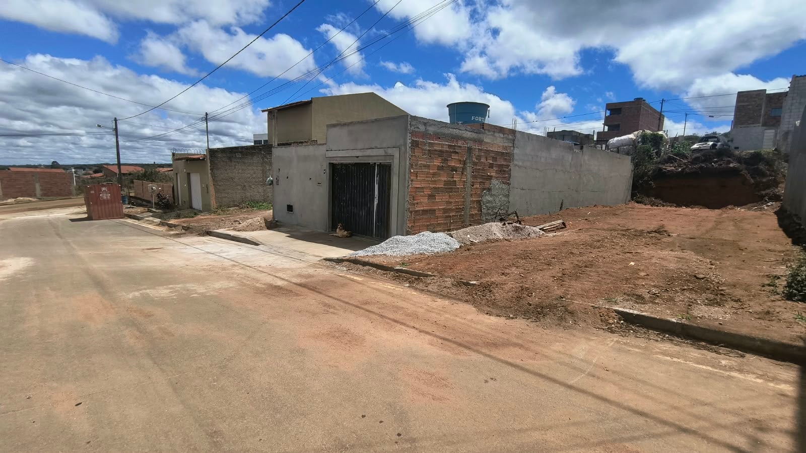 Oportunidade Terreno no asfalto à Venda no Lot Bateias 2. Bairro Zabelê em Vitória da Conquista - foto 6