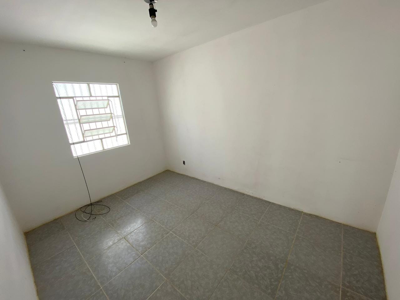 Vendo casa de 3 quartos na região do bairro Candeias,Vitória da Conquista, BA - foto 8