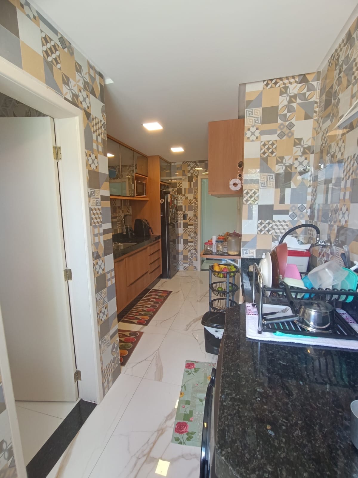 Lindo Apartamento à Venda no 1º Andar com garagem coberta no bairro Candeias, Vitória da Conquista, BA - foto 7