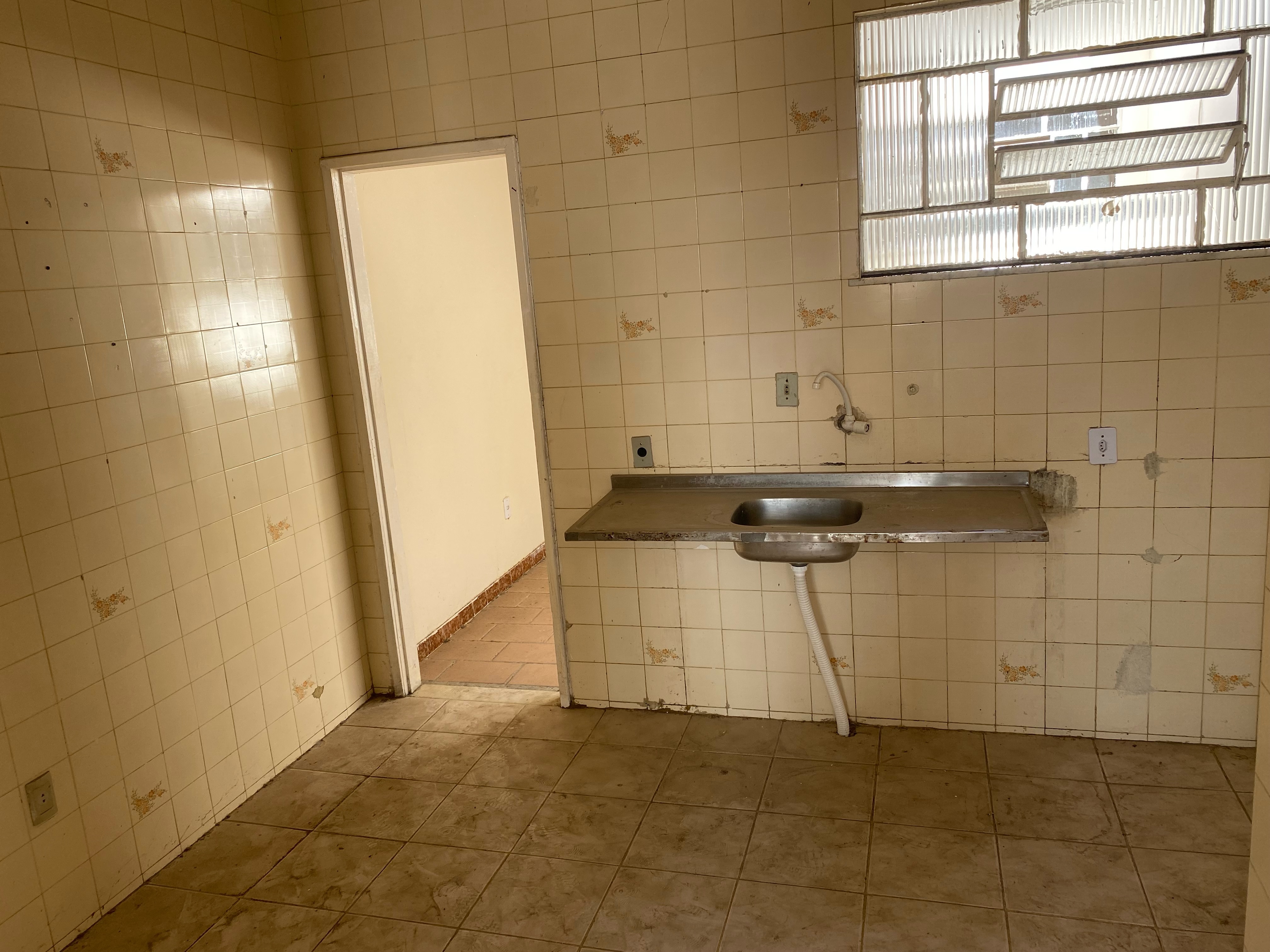Ótimo Apartamento de 115,85M2 para ponto comercial, de frente para rua Nilo Peçanha e perto da Av Regis Pacheco a Venda, Centro, Vitória da Conqu - foto 8