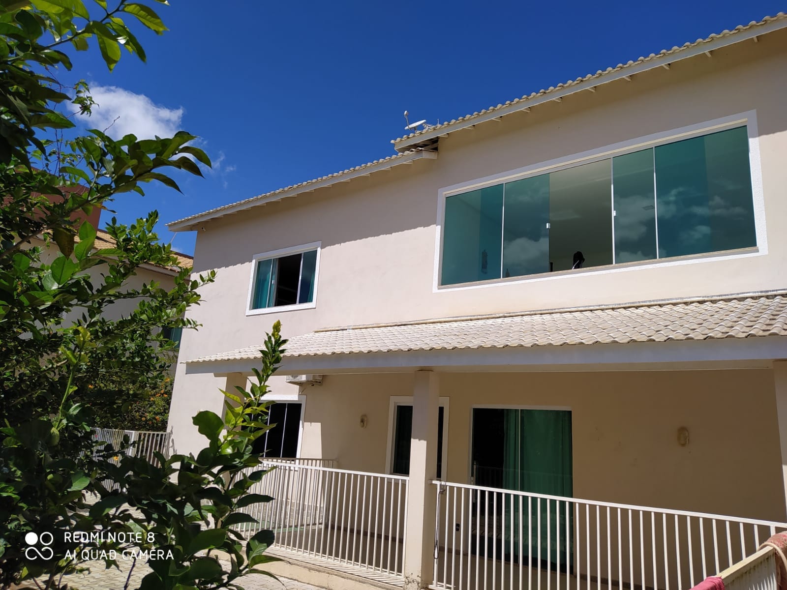 Casa Alto Padrão com 05 suítes, poço artesiano e energia solar em ótima localização no Bairro Alto da Boa Vista em Vitória da Conquista-BA - foto 8