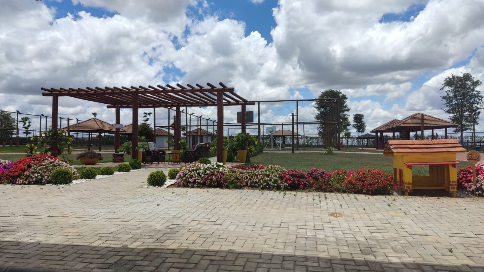 Oportunidade - Terreno de 800Mts no Haras Camping Club - foto 7
