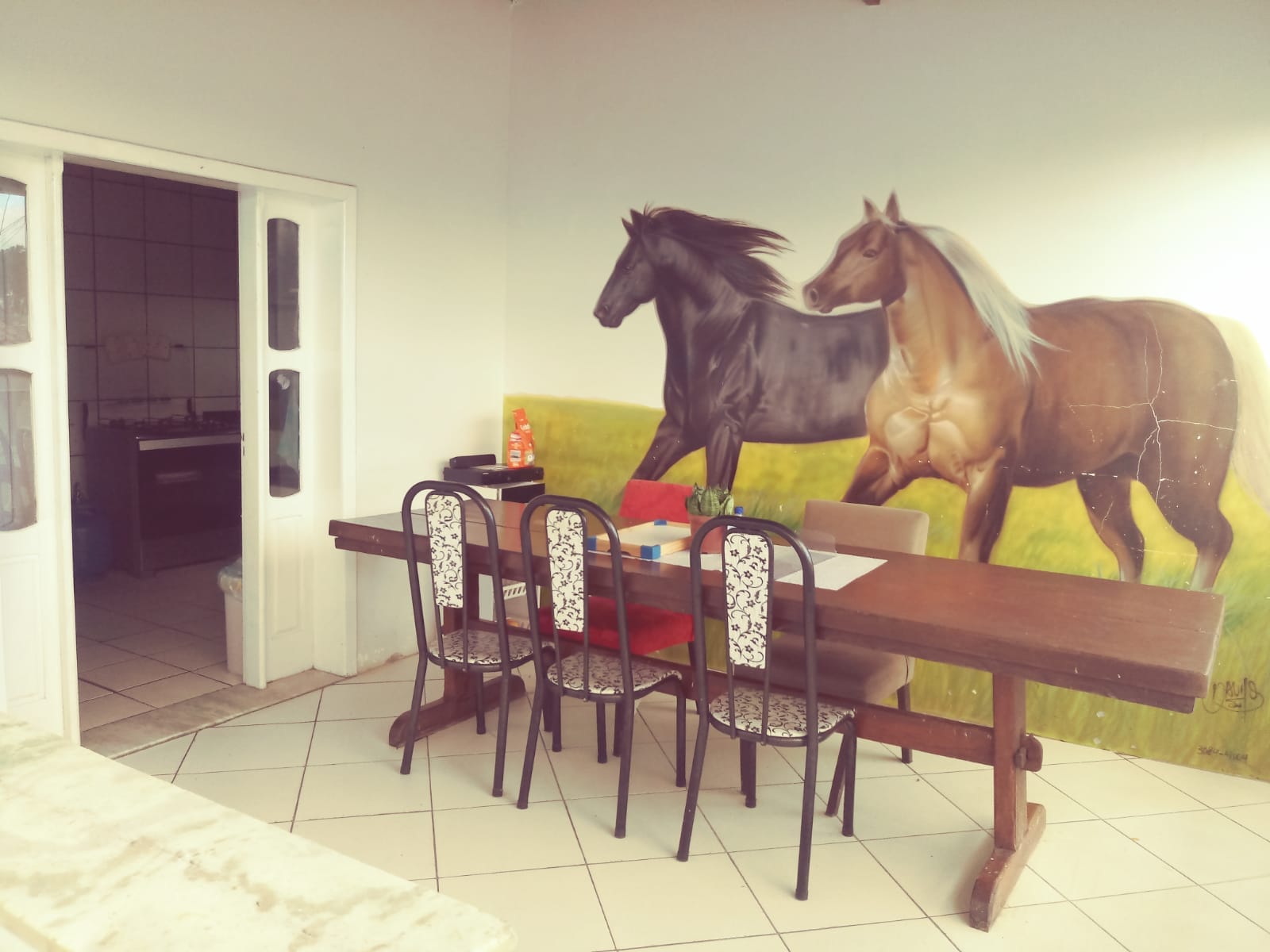 Oportunidade para investidores! Casa alugada à venda, com Habite se Comercial  no Candeias com rua de grande fluxo de carros  Vitória da Conquist - foto 8