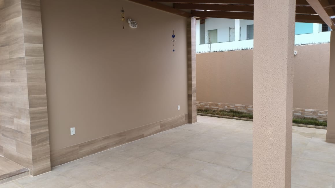 Casa Alto Padrão recém construída com 247 m² de área útil próximo de Faculdades no Bairro Candeias em Vitória da Conquista - BA - foto 8