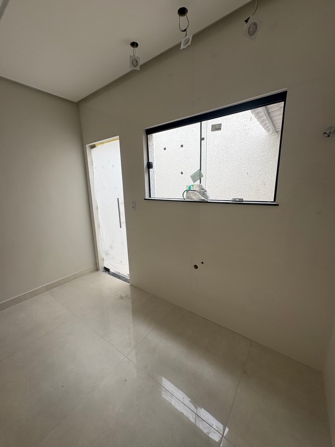 Casa à Venda com 3 dormitórios no bairro Felícia em Vitória da Conquista - foto 7