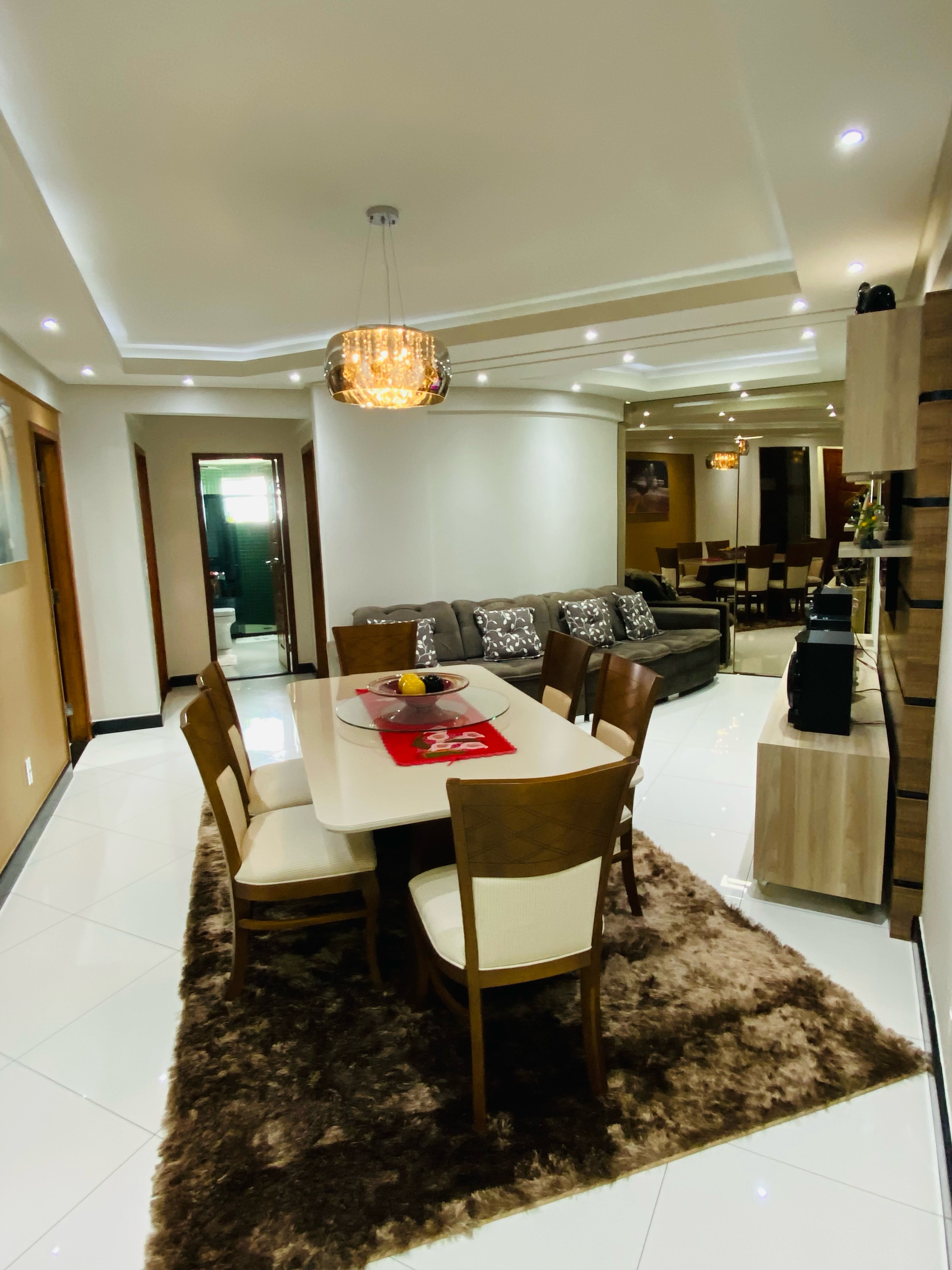Vendo excelente apartamento de 3 quartos sendo 1 suíte, todo mobiliado, 103M² + 2 Elevadores no Candeias, Vitória da Conquista, BA - foto 8
