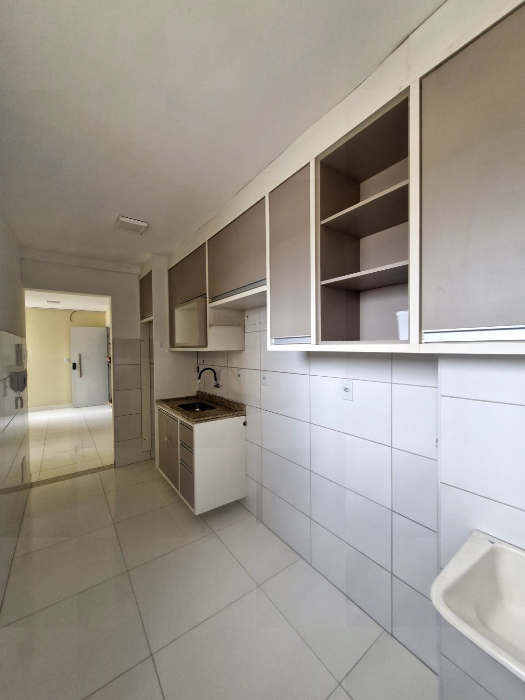 Apartamento 2/4 com planejados à Venda no Condomínio Candeias Premium - foto 8