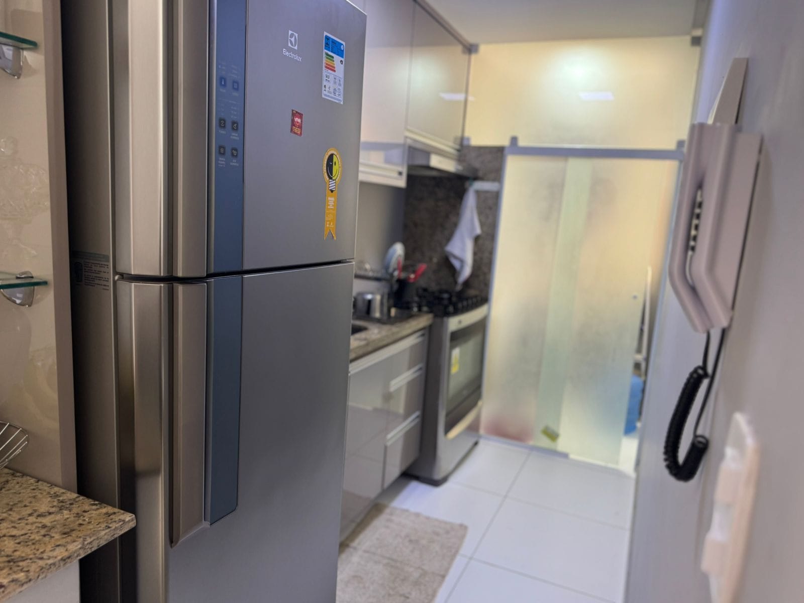 Apartamento completo, porteira fechada com móveis e Eletros andar alto de 2/4 em condomínio fechado com lazer completo , Boa Vista, Vitória da Co - foto 9