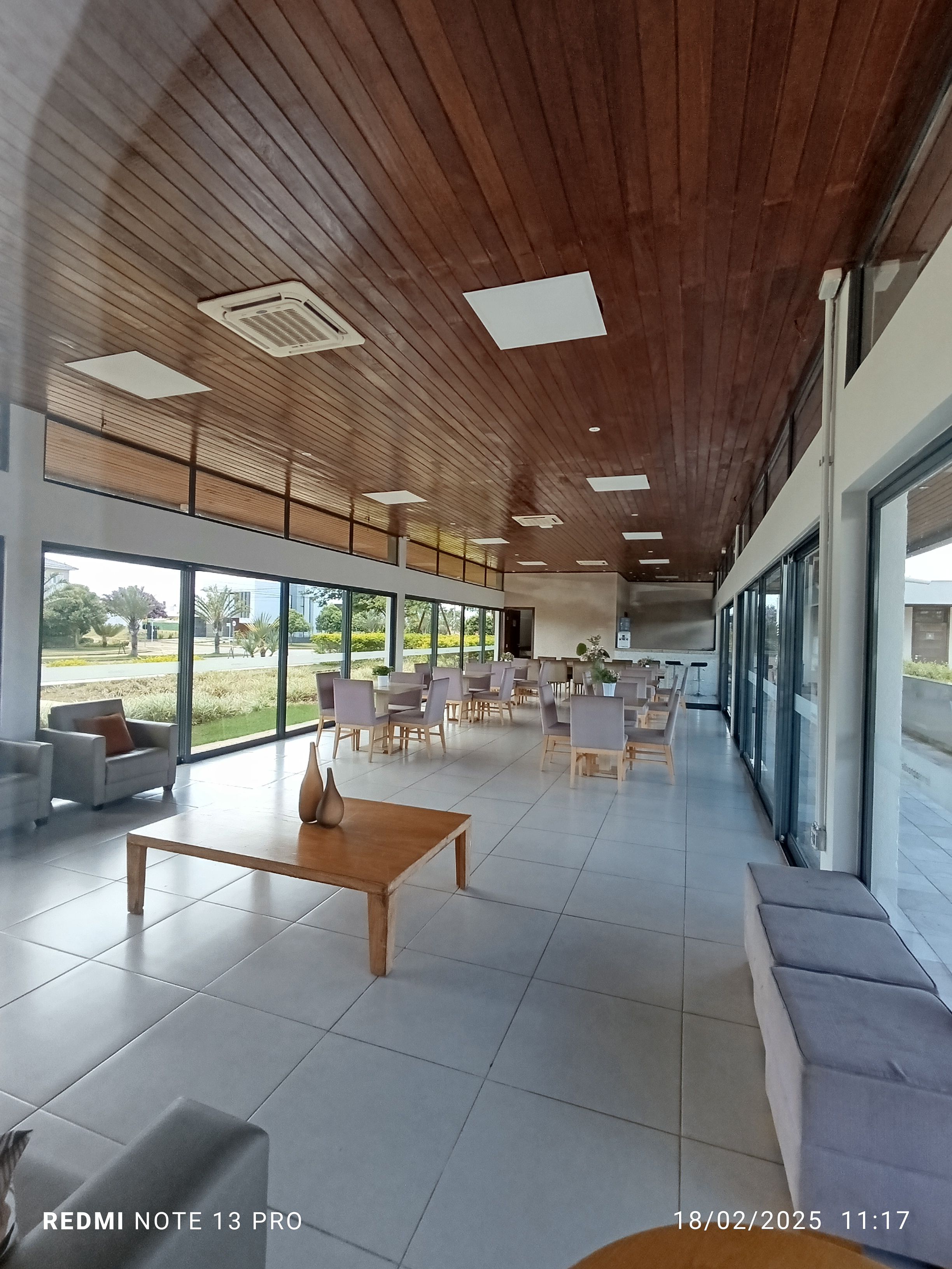 Casa 3 suítes, sala cozinha e gourmet com planejados alto padrão Alphaville II condomínio com infraestrutura completa de lazer - foto 9