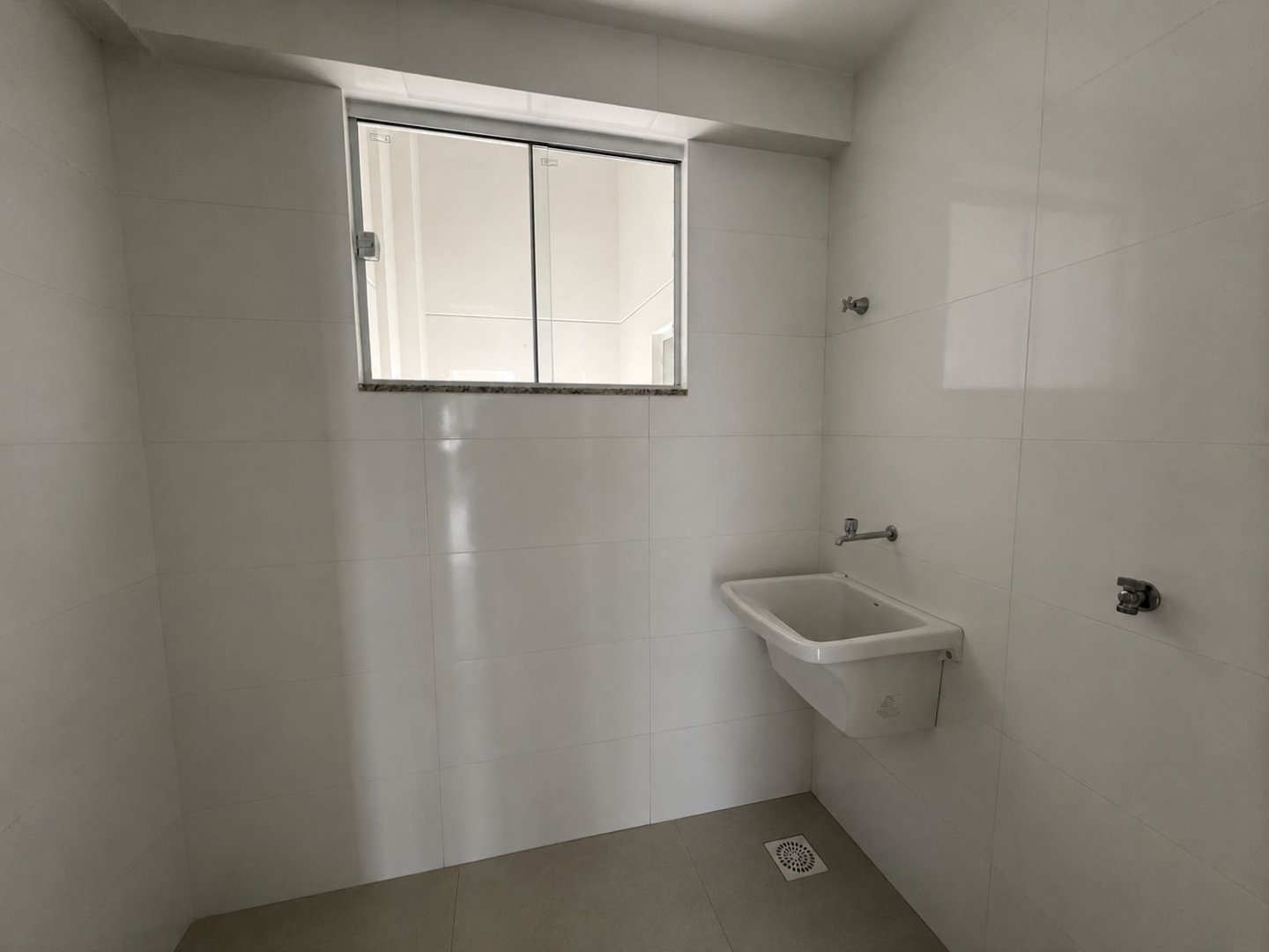 Apartamento novo de 3 quartos sendo 2 suítes + 2 vagas de garagem, no Alto da Boa Vista, Vitória da Conquista BA - foto 8