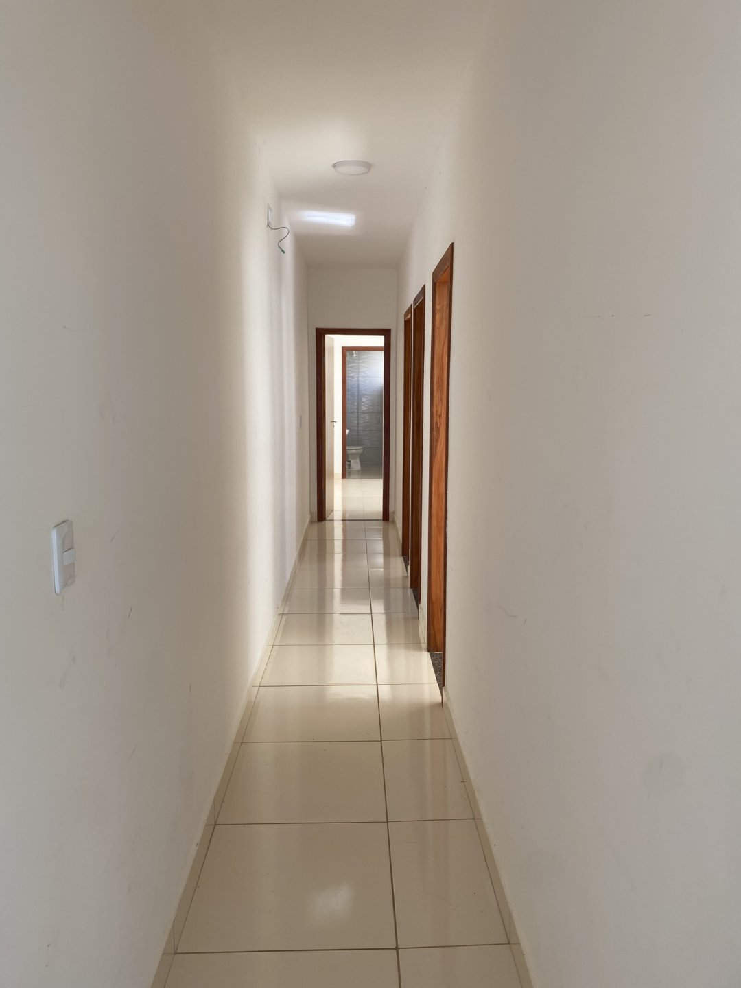 Casa 3 quartos sendo 1 suíte no Condomínio Terras Premium, perto do anel viário, saída para Anagé em Vitória da Conquista - Bahia. - foto 8