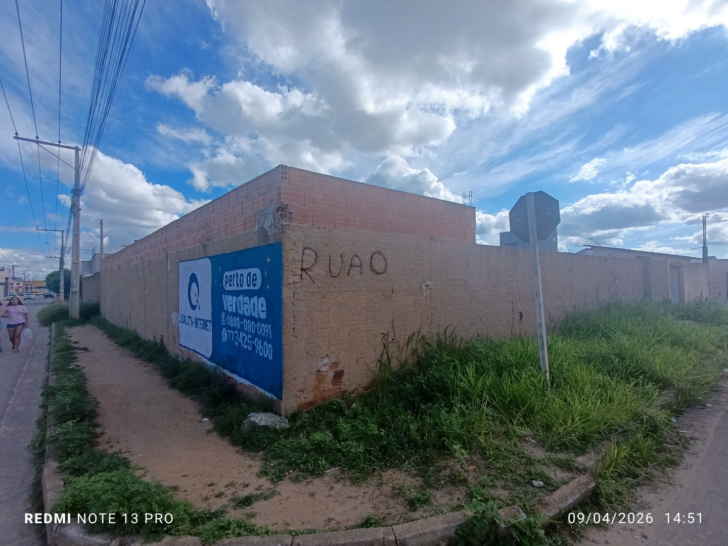 Terreno murado de esquina com 373 m² no Morada dos Pássaros III - foto 6
