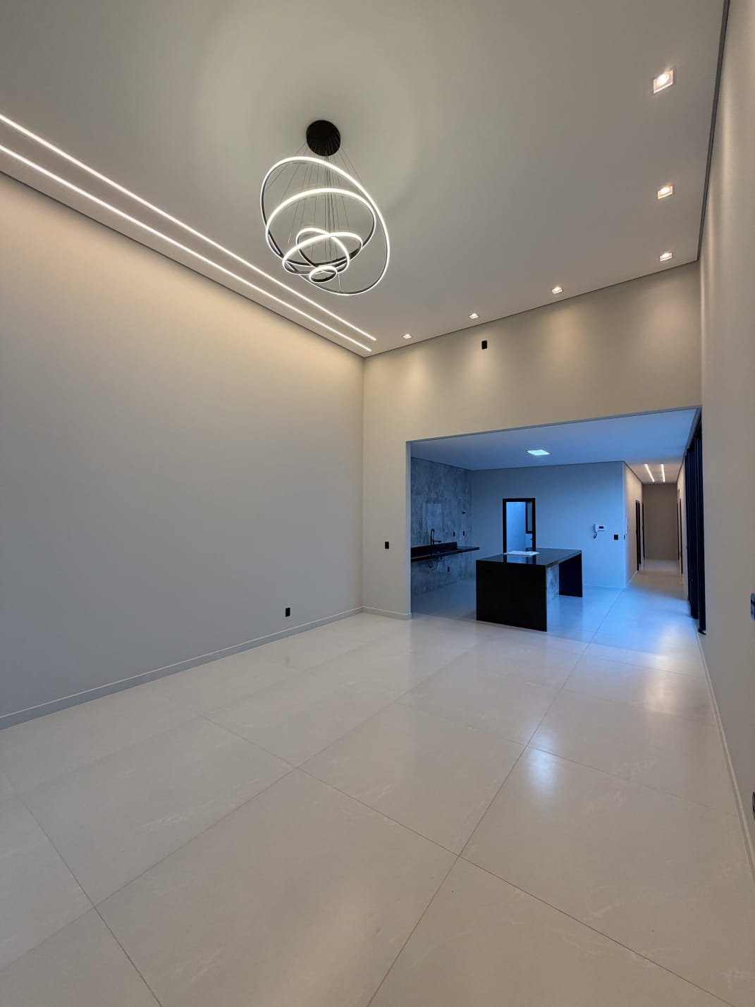 Casa Térrea de Alto Padrão com 4 quartos, sendo 3 suítes - Bairro Boa Vista - Vitória da Conquista - foto 9
