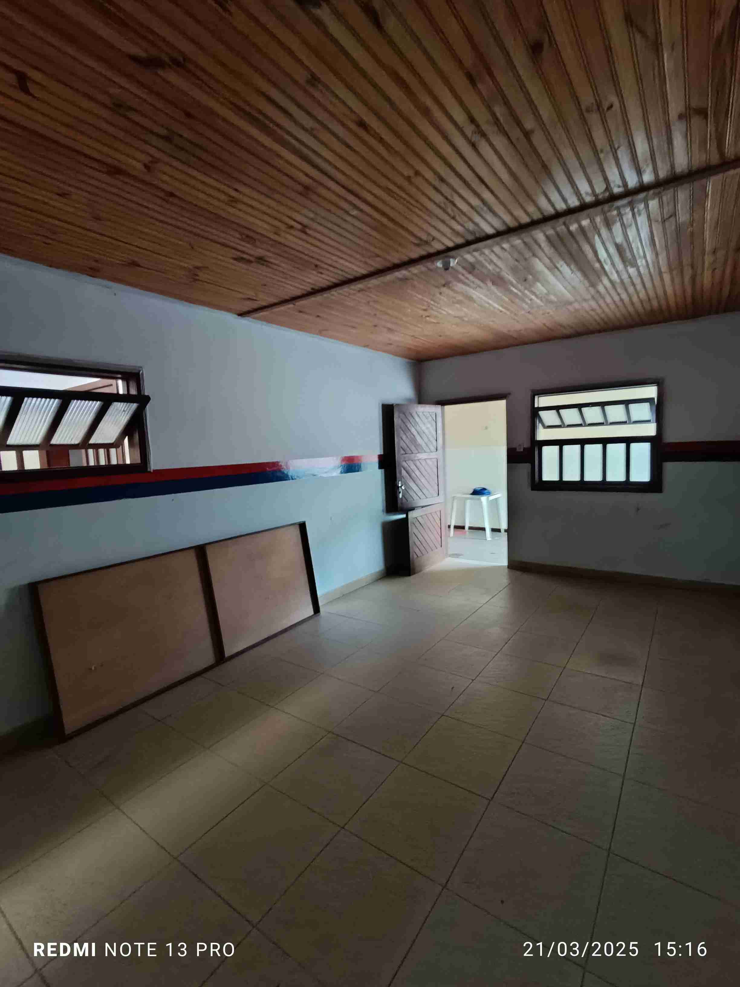 Conjunto comercial para locação com 6 salas, 3 banheiros, pátio grande no Alto Maron, Vitória da Conquista, BA - foto 10