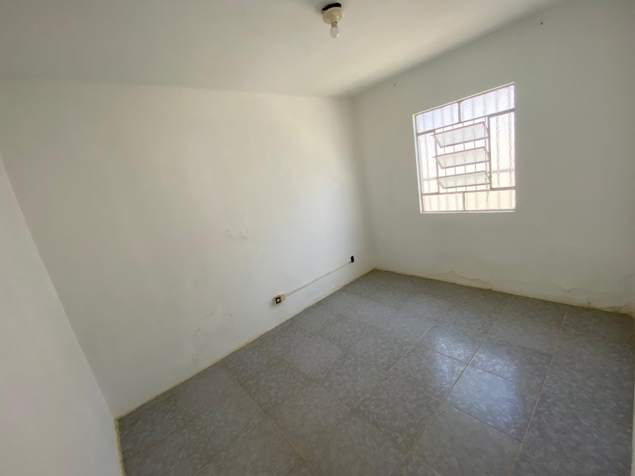 Vendo casa de 3 quartos na região do bairro Candeias,Vitória da Conquista, BA - foto 10