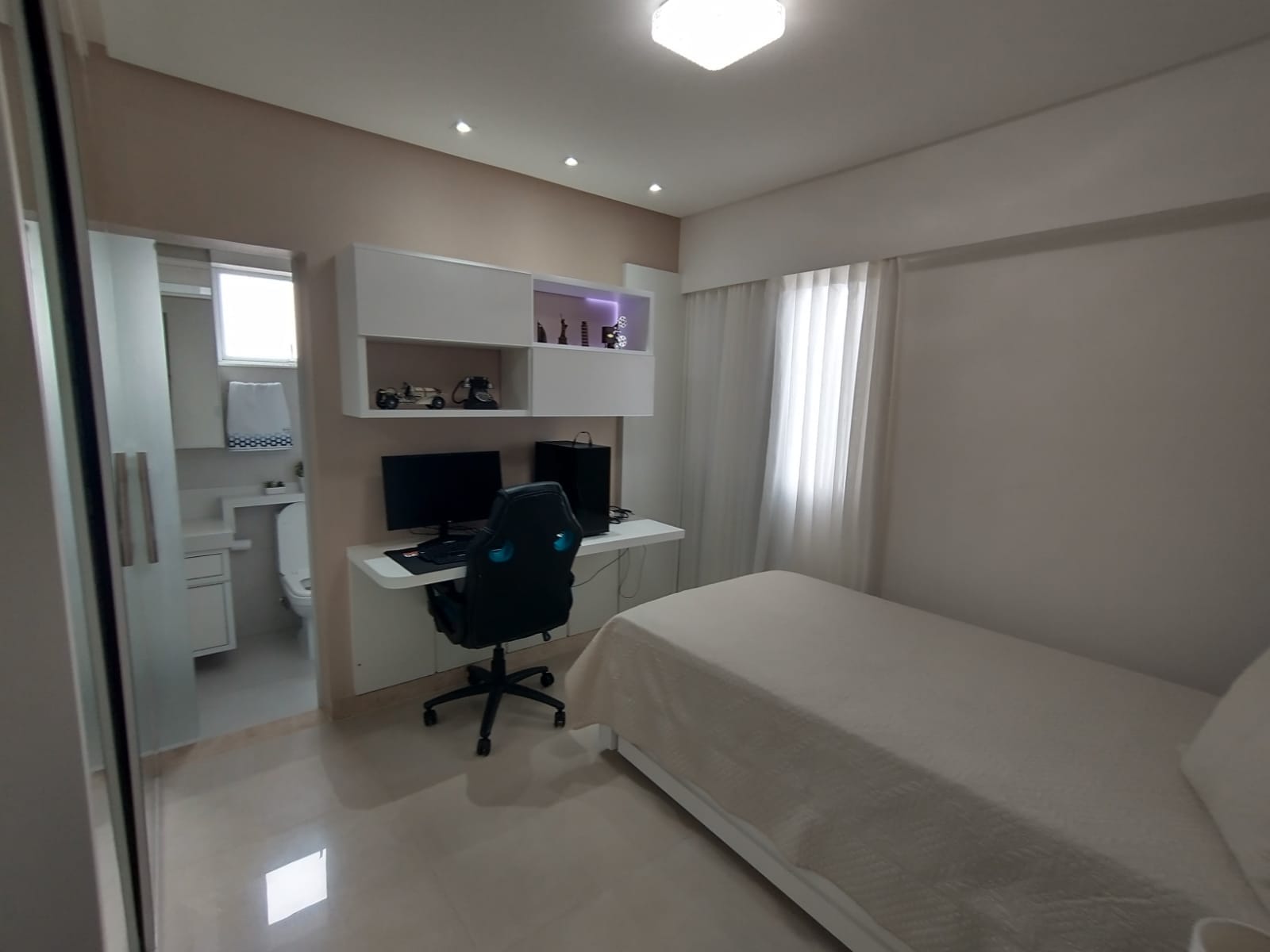 Apartamento à venda 3 suítes, porteira fechada, 2 vagas soltas de garagem , condomínio com lazer completo, no Recreio, Vitória da Conquista, BA - foto 10