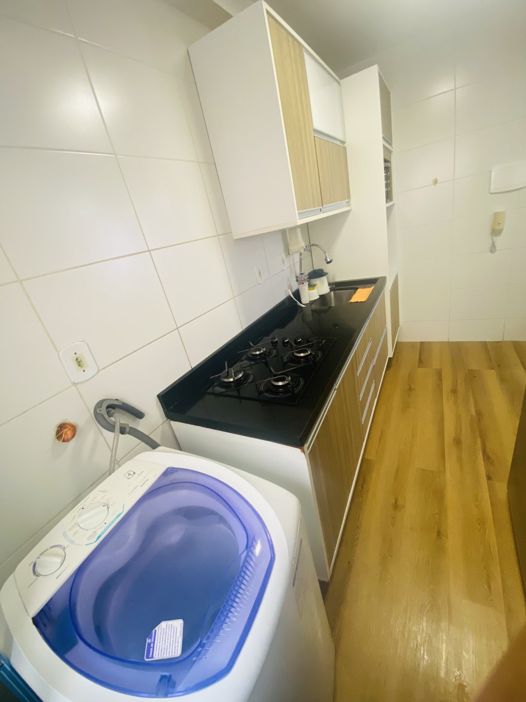 Vendo de porteira fechada, lindo apartamento mobiliado no bairro Boa Vista. - foto 9