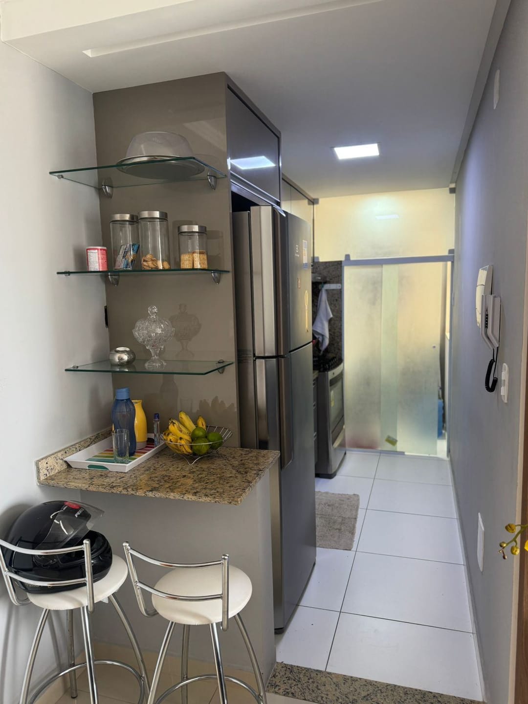 Apartamento completo, porteira fechada com móveis e Eletros andar alto de 2/4 em condomínio fechado com lazer completo , Boa Vista, Vitória da Co - foto 10