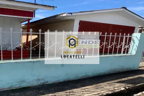 CASA Á VENDA