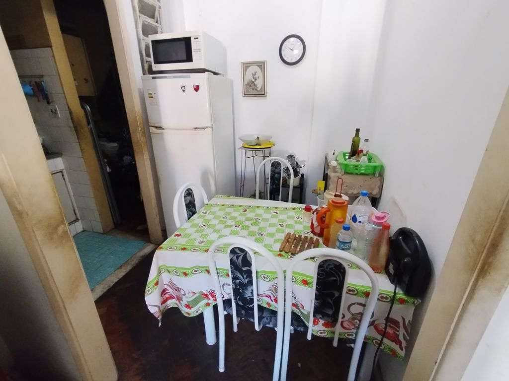 Imagens do imóveis Apartamento de Quarto Sala com Área de Serviços em Centro Rio de Janeiro