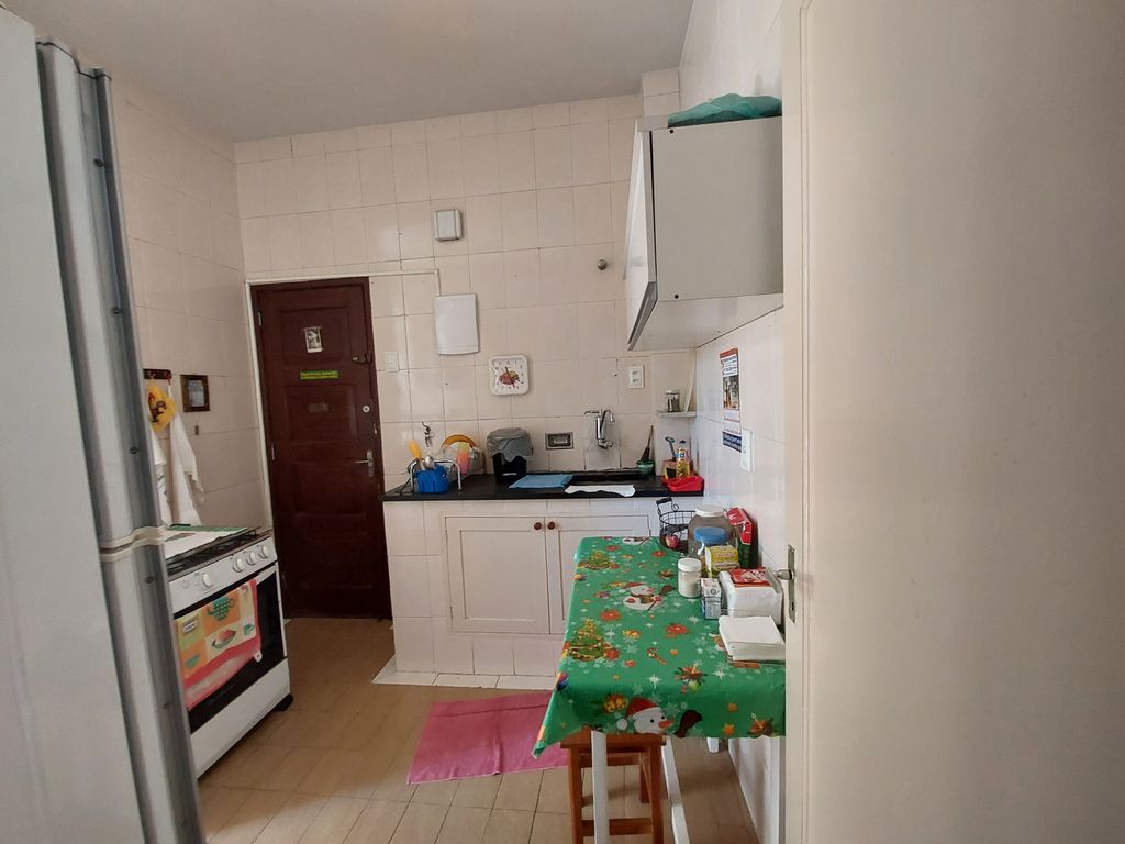 Imagens do imóveis Apartamento 3 quartos com dependência uma vaga de garagem na escritura.